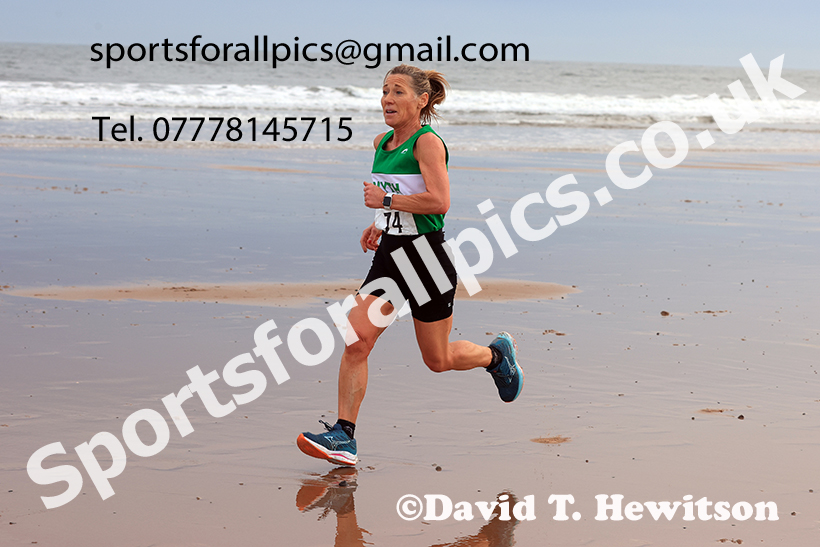 The 2024 Blyth Beach Run, Northumberland.   Photo: David T. Hewitson/Sports for All Pics